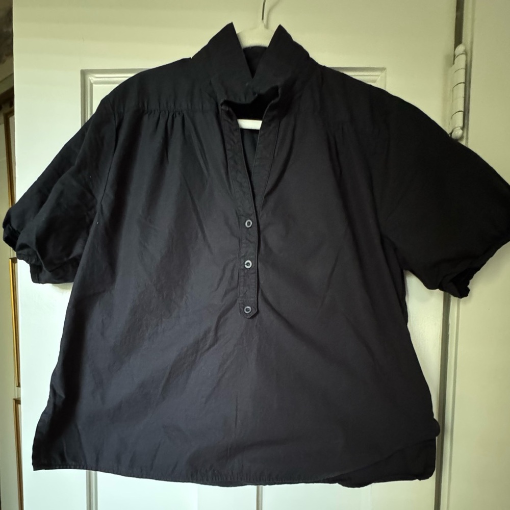 KMM Collective -kathya popover top in BLACK - Large